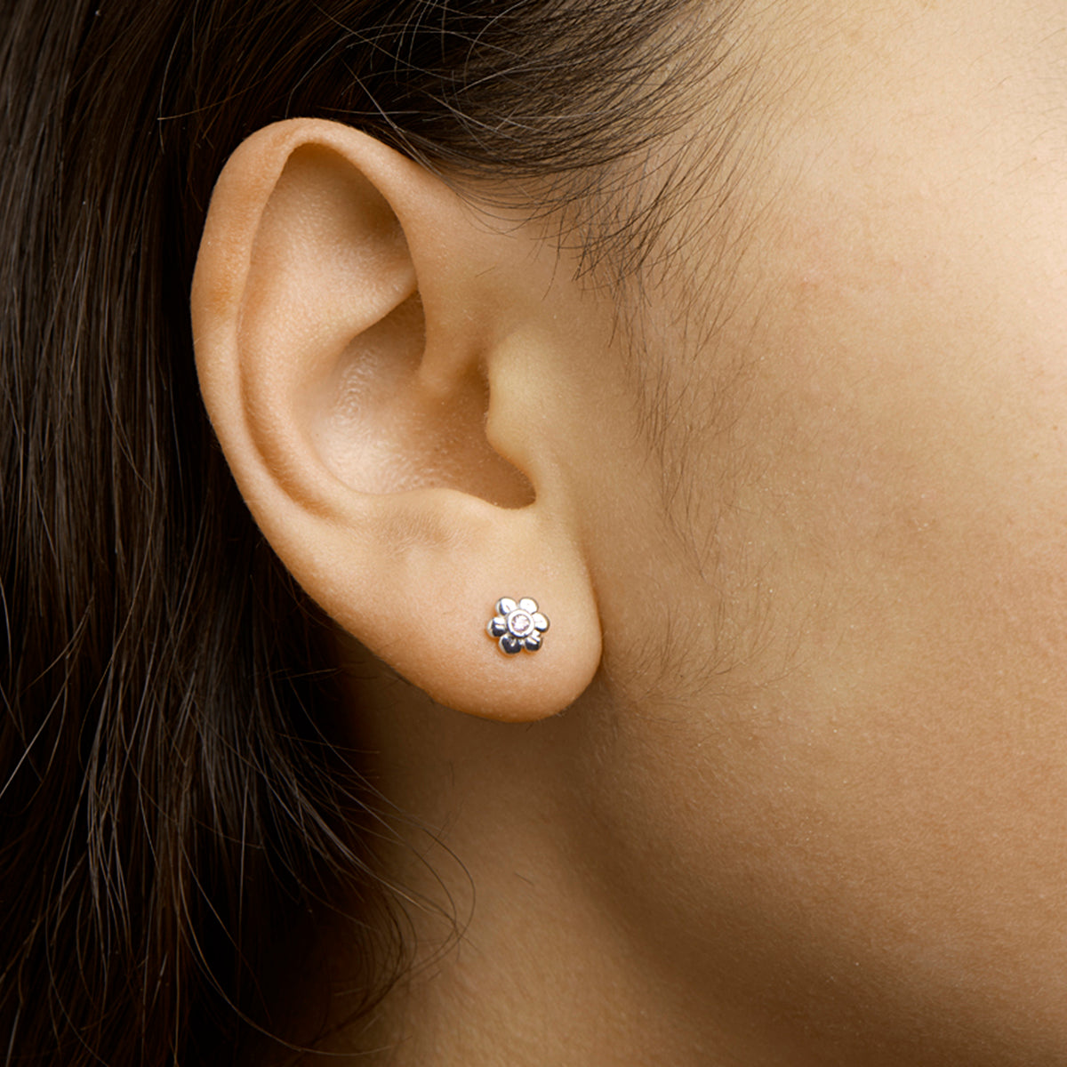 Zilveren oorknoppen bloem met roze zirkonia 6mm