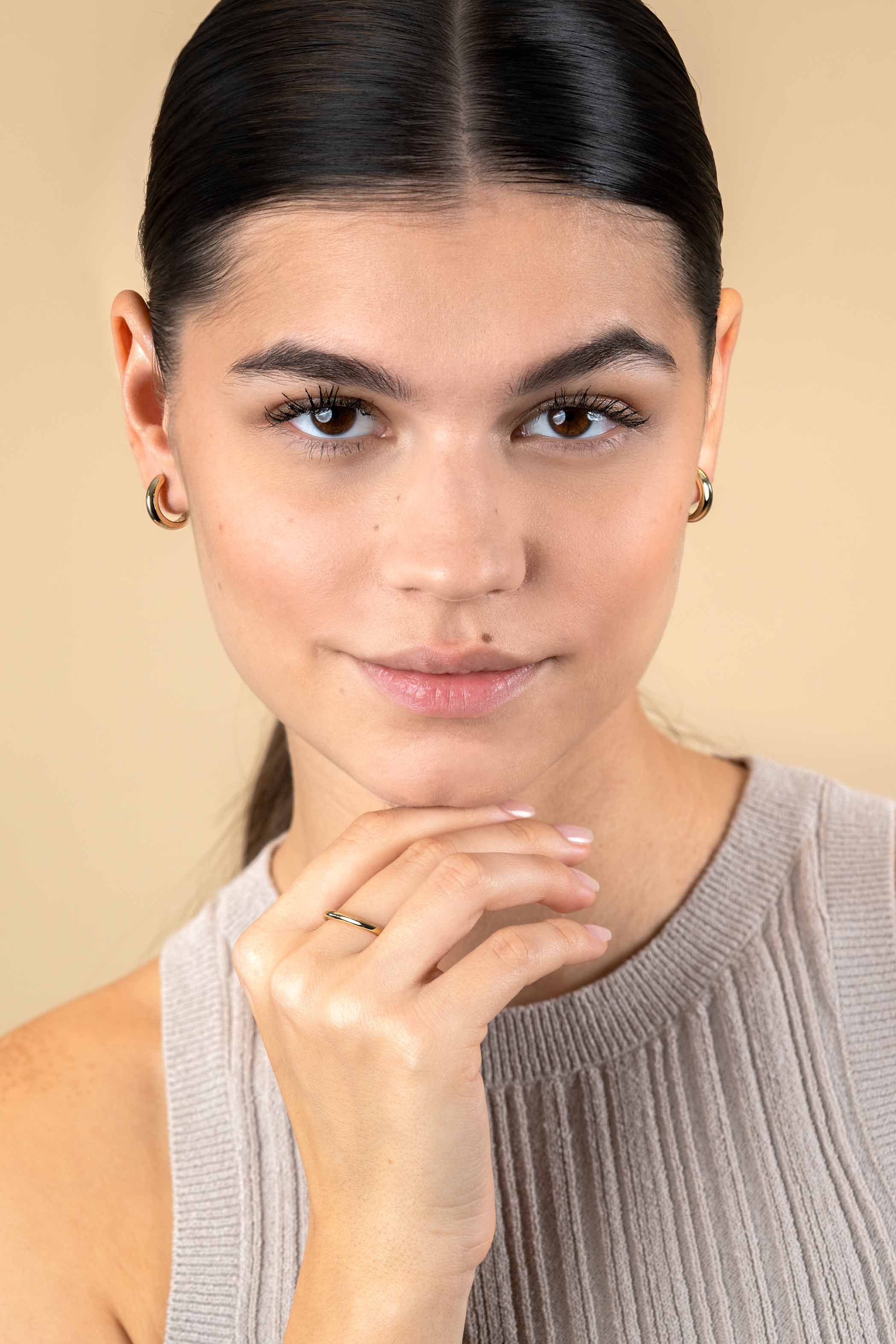 ZINZI Gold 14 karaat gouden oorRing ronde buis 14 x 3.0mm ZGO437