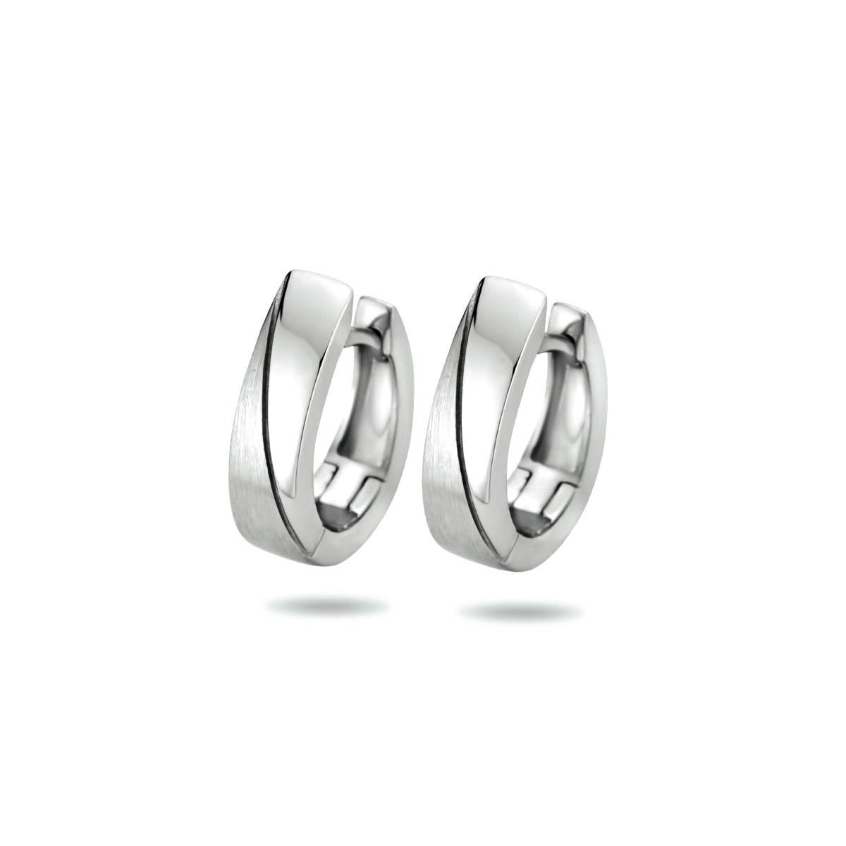 Zilveren klapoorringen | 15x4mm