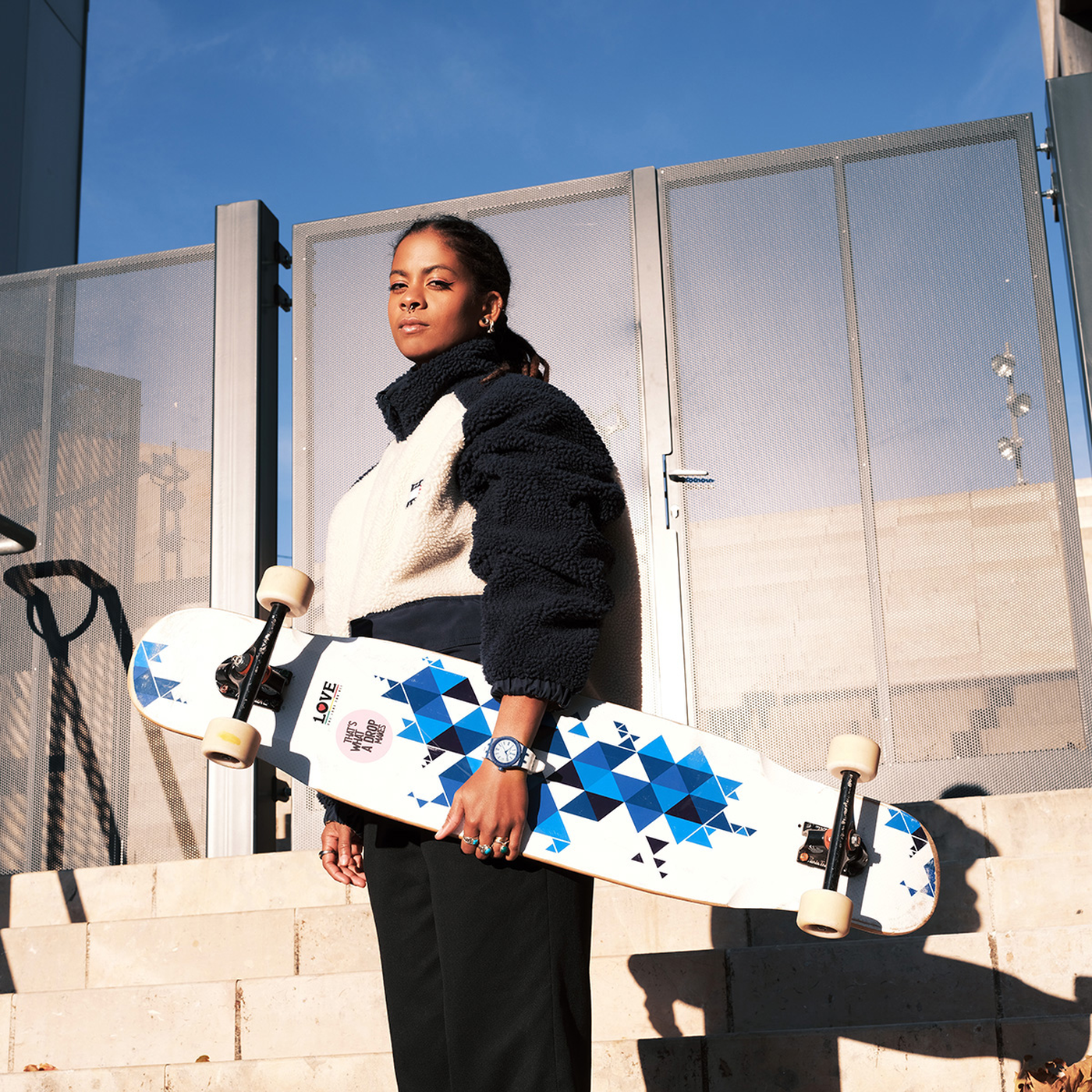 MAURICE LACROIX AIKON TIDE 40MM BLUE/WHITE AI2008-BBB11-300-0