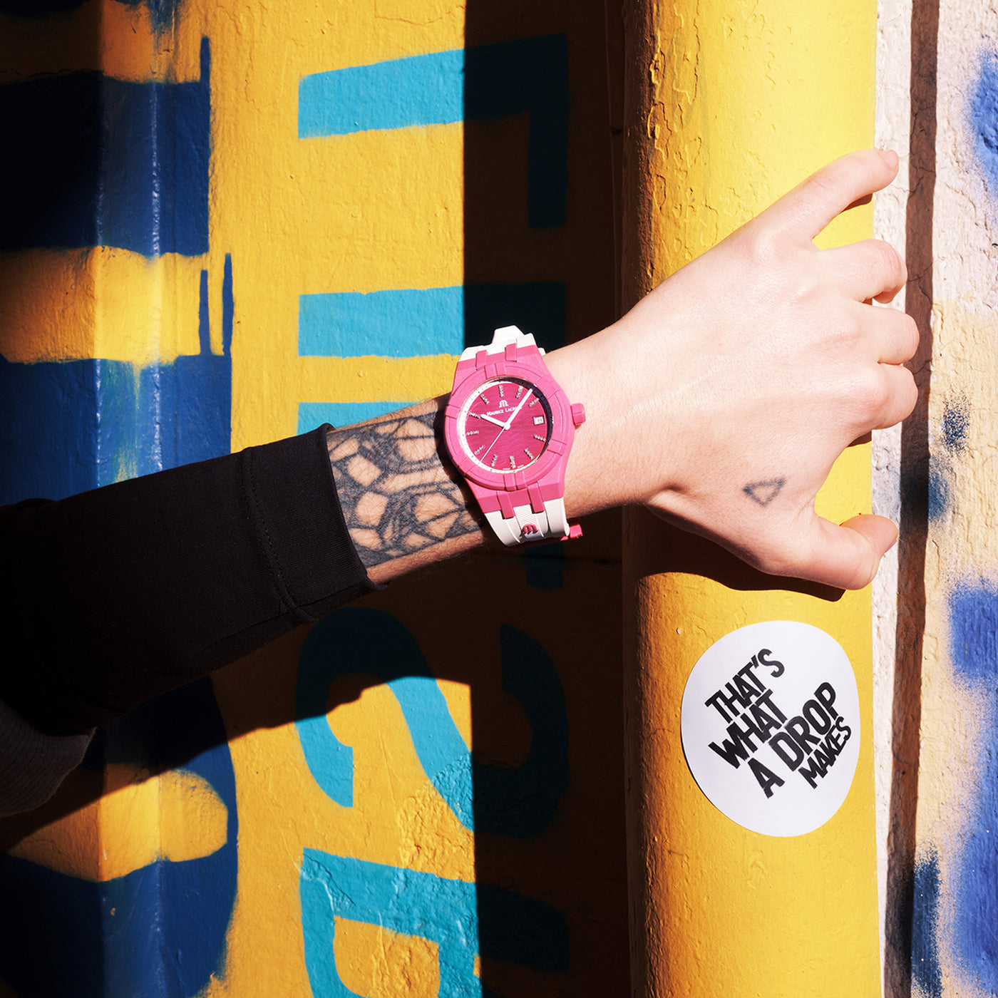 MAURICE LACROIX AIKON TIDE 40MM FUCHSIA/WHITE DIAMONDS AI2008-FFFF1-3A0-0