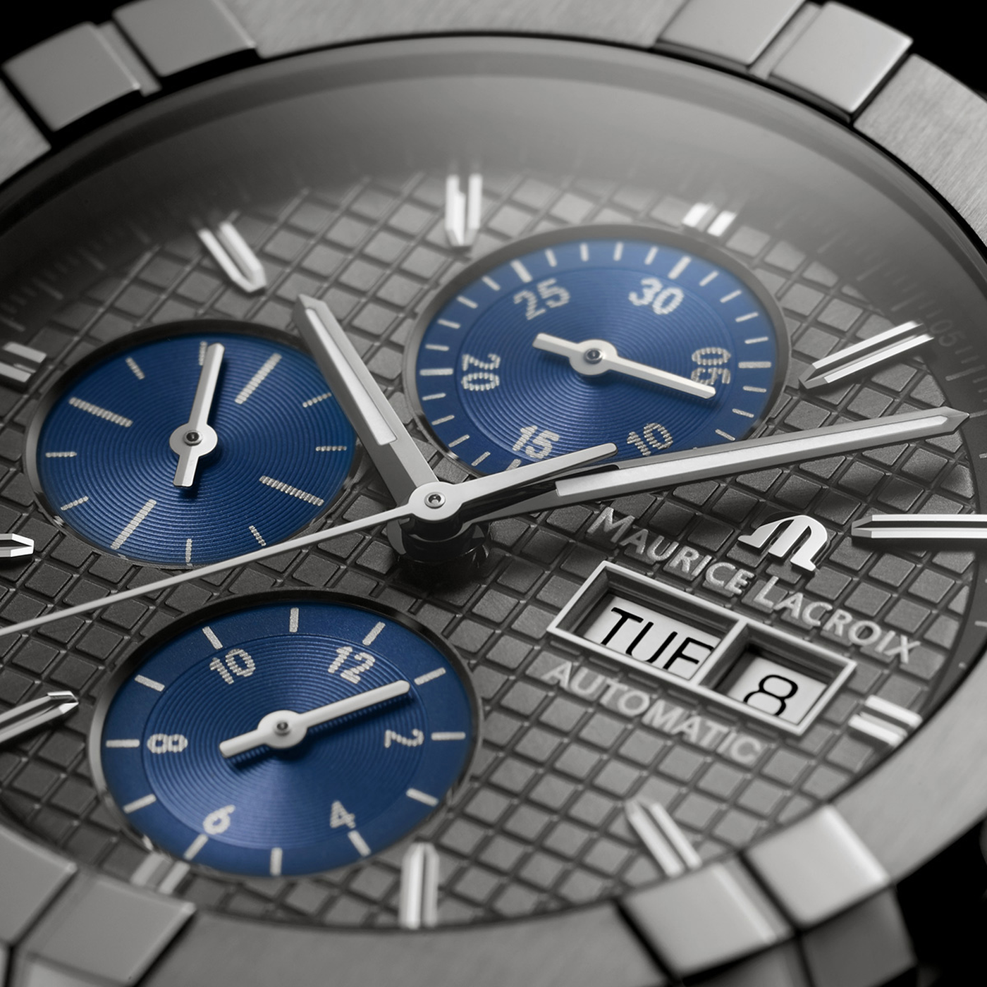 MAURICE LACROIX AIKON AUTOMATIC CHRONOGRAPH TITANIUM AI6038-TT030-330-2