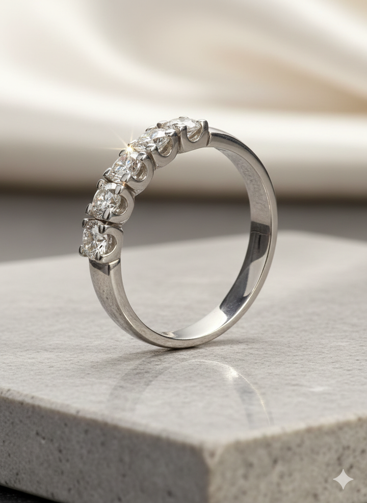 14krt witgouden memoire ring 5-0.75ct HSI