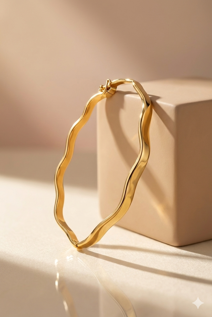 14krt geelgouden bangle met scharnier | 60x4mm