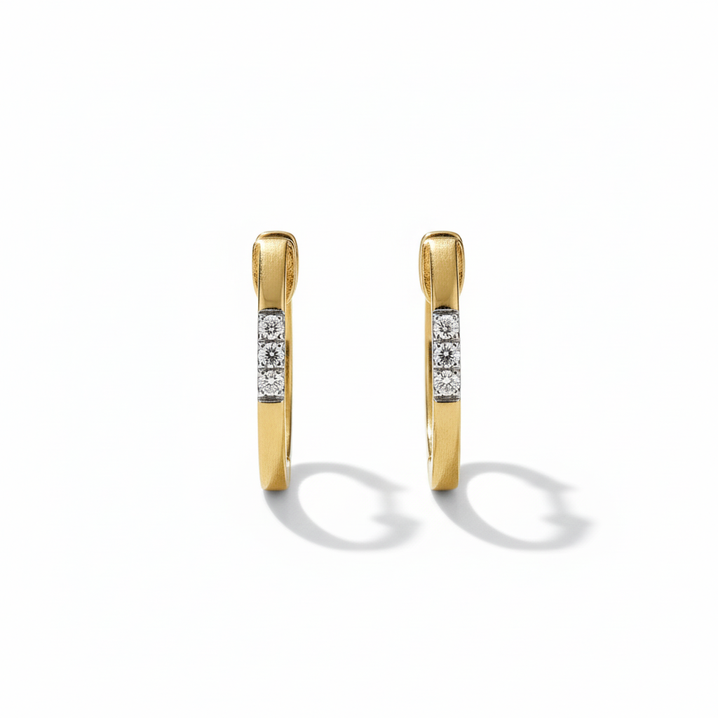 14krt geelgouden klapoorringen met 6x0.03ct HSI diamant | 13x1mm