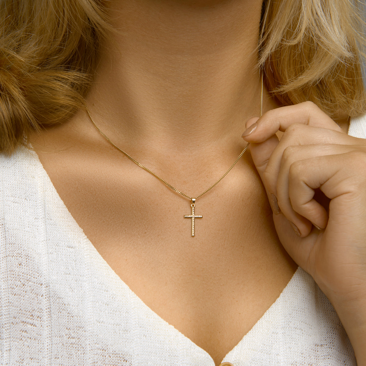 14krt geelgouden hanger kruis gediamanteerd | 25x12mm