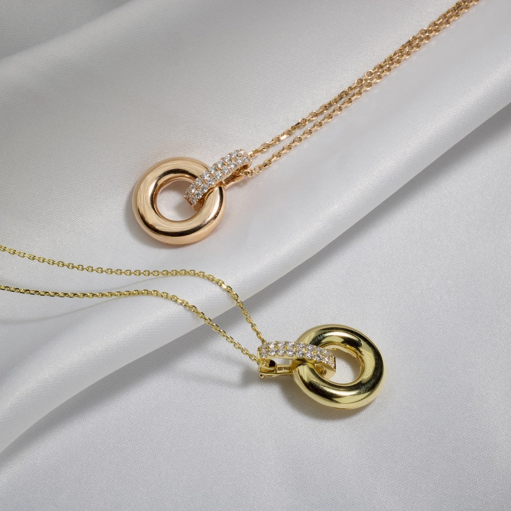Monzario | 18krt geelgouden hanger met diamant 0.33ct | 19mm