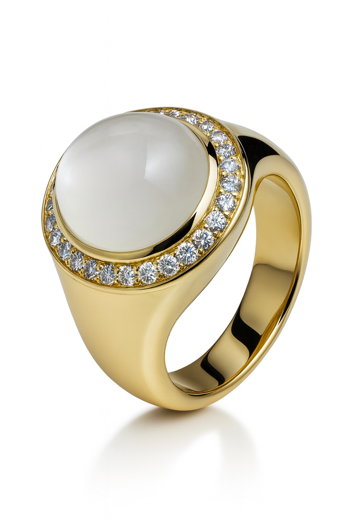 14krt geelgouden ring met maansteen en 0.33ct HSI diamant